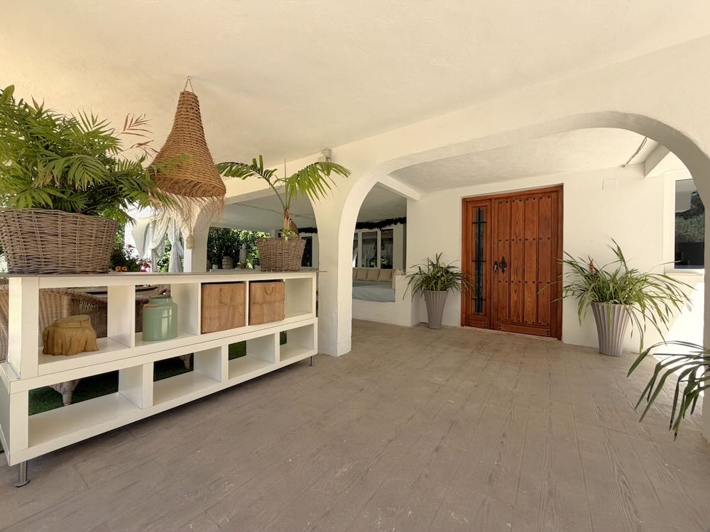 Property 2504 - Image 9